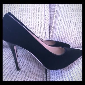 White House Black Market Black Suede Pumps